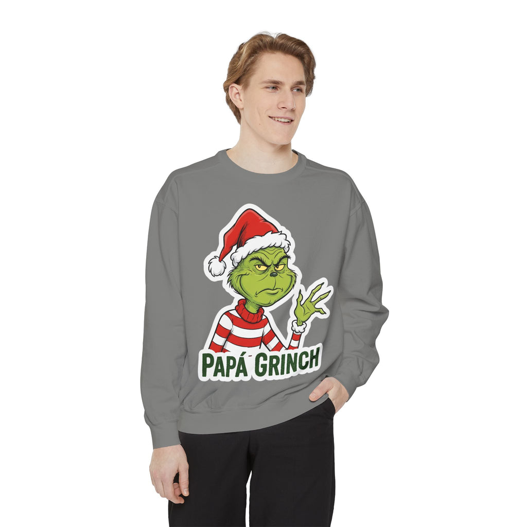 Grinchy Papá Sweatshirt – Unisex Cozy Holiday Wear