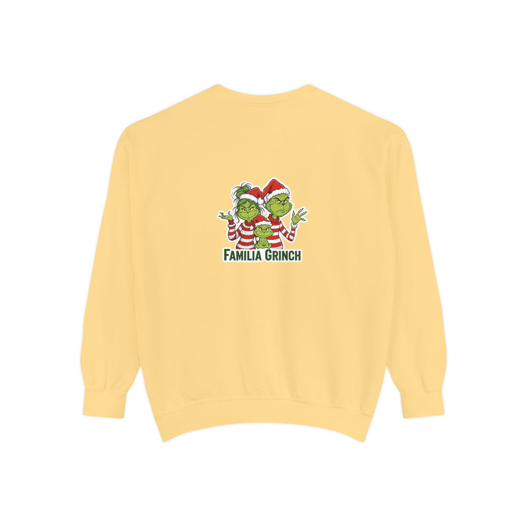 Grinchy Papá Sweatshirt – Unisex Cozy Holiday Wear