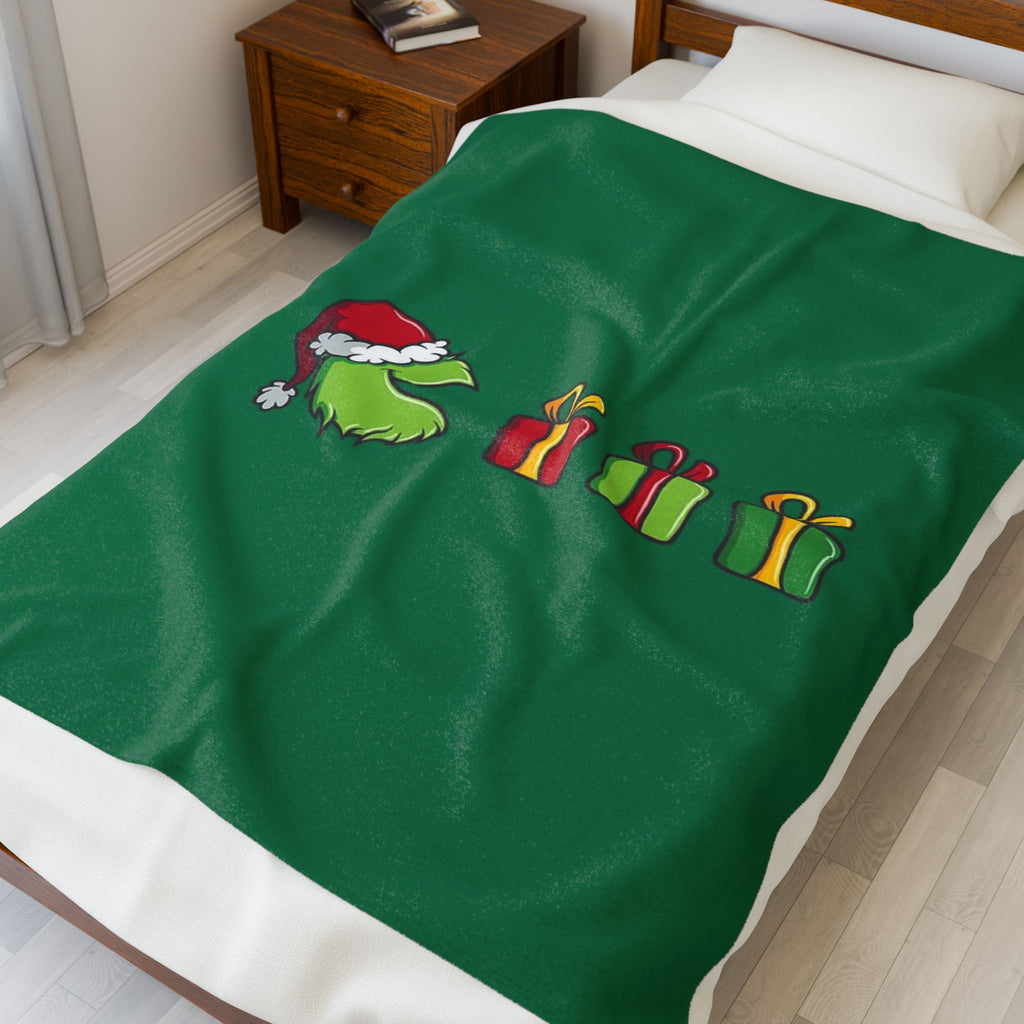 Grinch Christmas Plush Blanket with Holiday Gifts