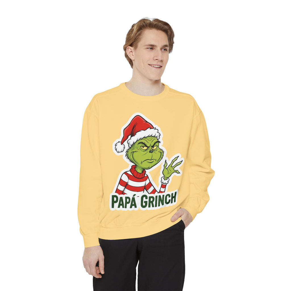 Grinchy Papá Sweatshirt – Unisex Cozy Holiday Wear