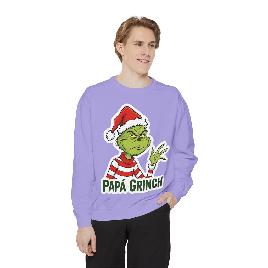 Grinchy Papá Sweatshirt – Unisex Cozy Holiday Wear
