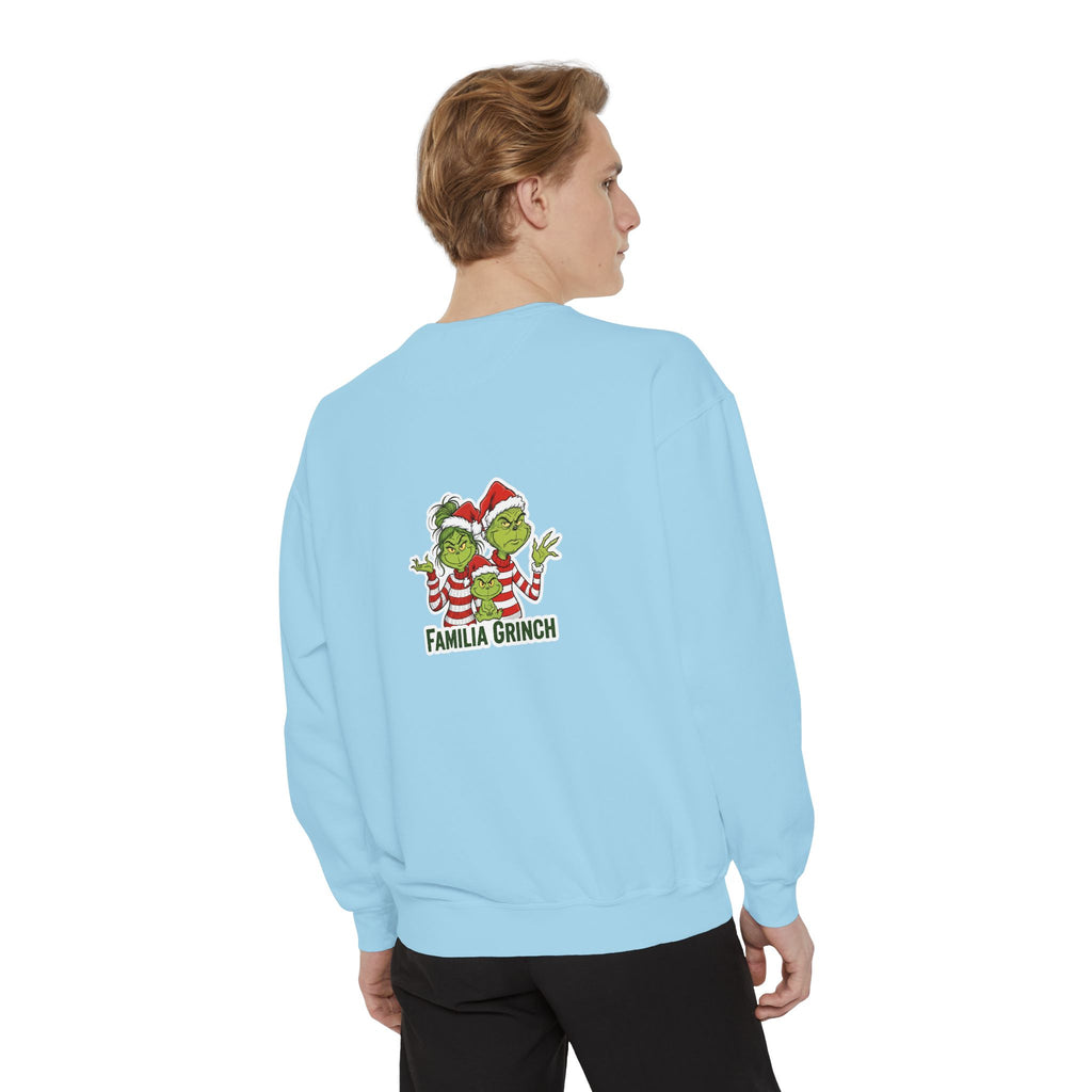 Grinchy Papá Sweatshirt – Unisex Cozy Holiday Wear
